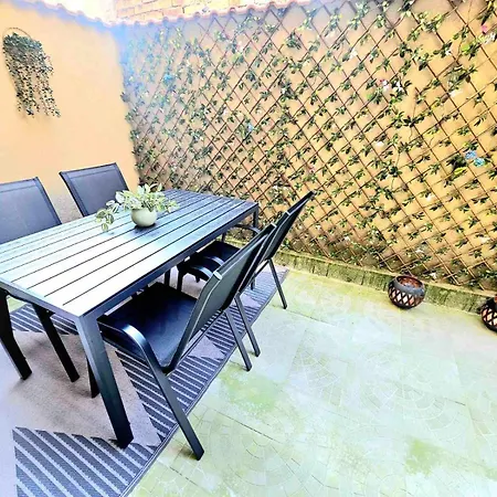 Kapana Garden - 4 Persons Luxury דירה *